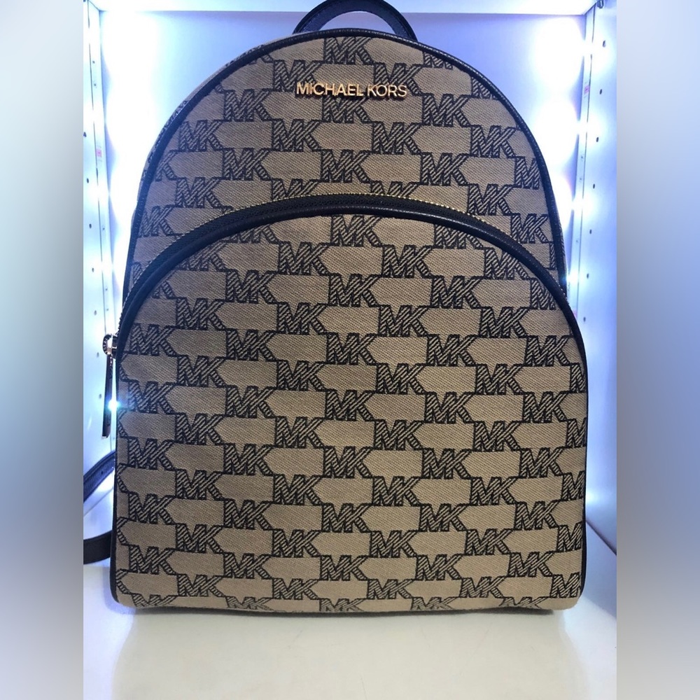 Michael Kors Abbey Chocolate Backpack